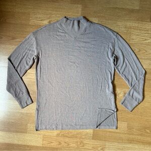 Abercrombie & Fitch Soft & Cozy Collection- Taupe Knit Pullover